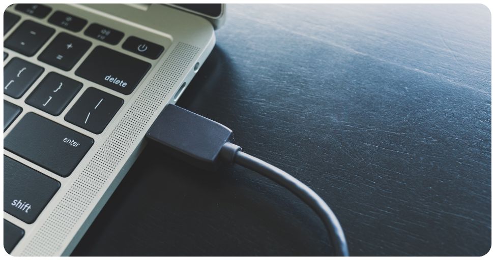 recharger cigarette électronique ordinateur